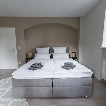 Helle In Bahnhofsnaehe Apartament *